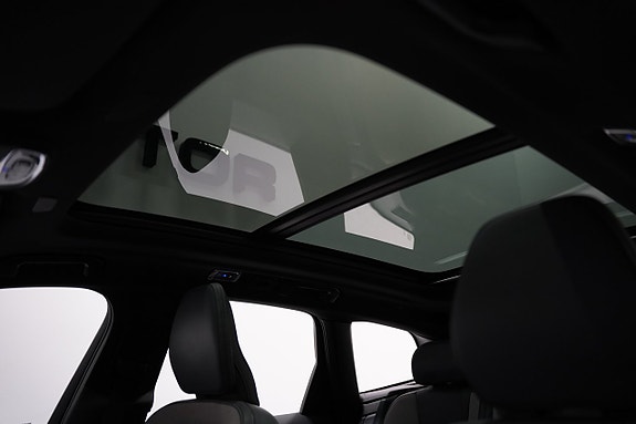 Volvo XC60 9 of 26