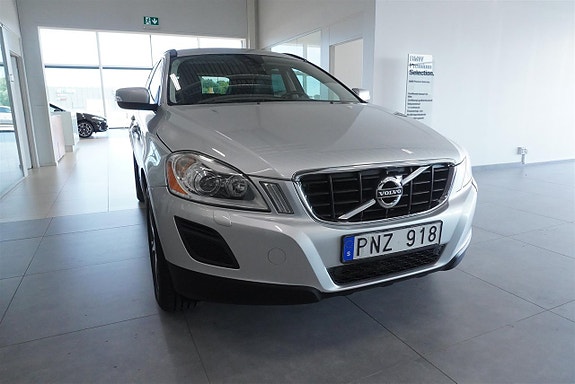 Volvo XC60 5 of 10