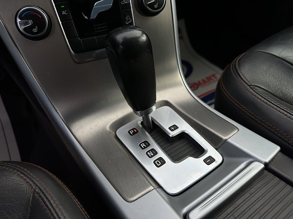 Volvo XC60 19 of 22