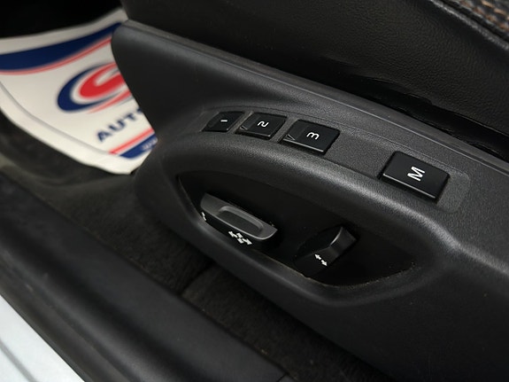 Volvo XC60 9 of 22