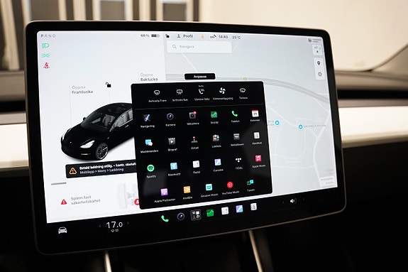 Tesla Model 3 17 of 20