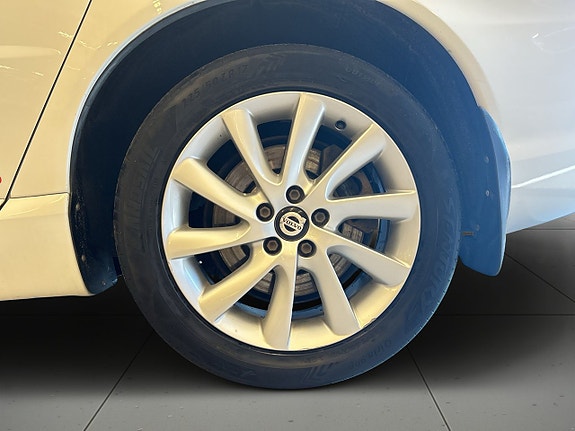 Volvo V70 14 of 21