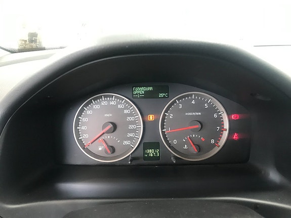 Volvo V50 7 of 19