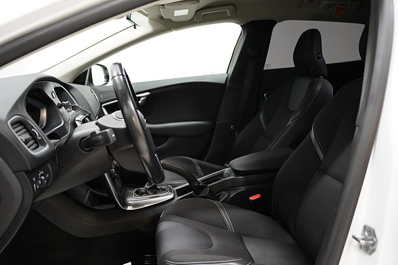Volvo V40 7 of 20