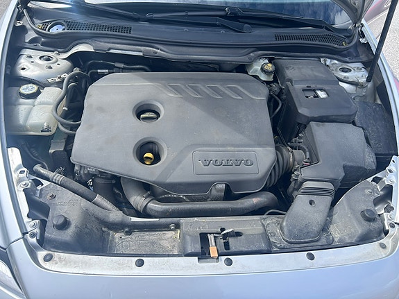 Volvo V50 6 of 16