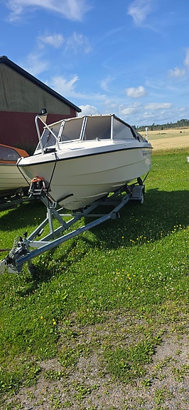 Ryds 530 DC Nyservad. Med 80 Trailer. 2 of 7