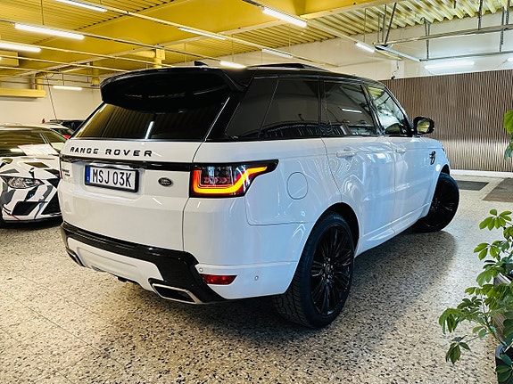 Land Rover Range Rover Sport 5 of 25