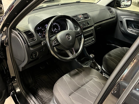 Skoda Fabia 9 of 18