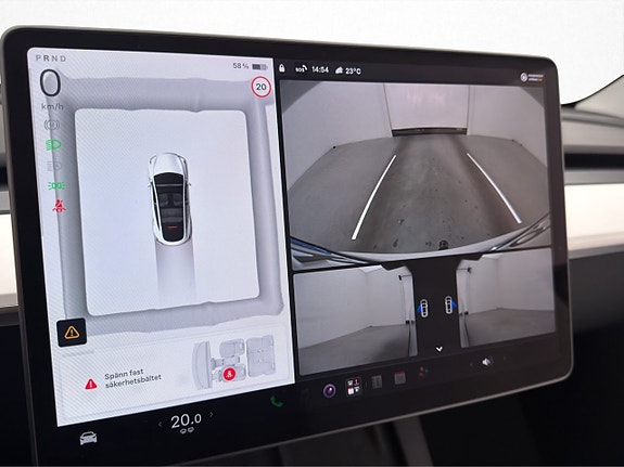 Tesla Model Y 20 of 30