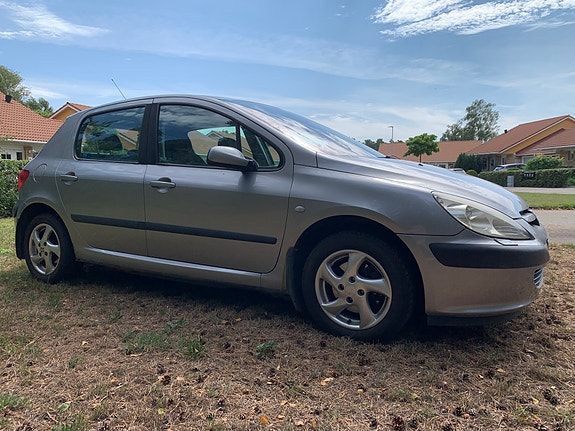 Peugeot 307 7 of 15