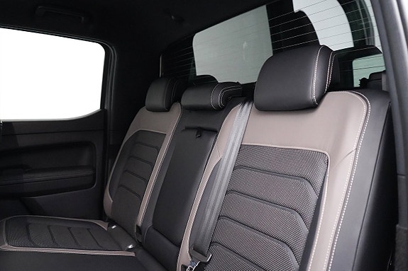 Volkswagen Amarok 9 of 27