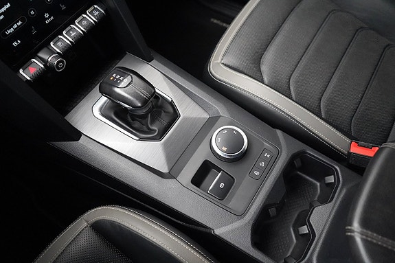 Volkswagen Amarok 17 of 27