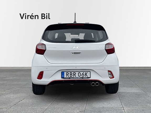 Hyundai i10 4 of 10