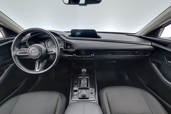 Mazda CX-30 10 of 18