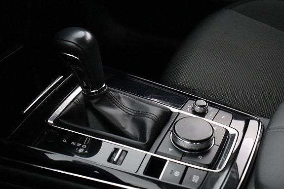 Mazda CX-30 12 of 18