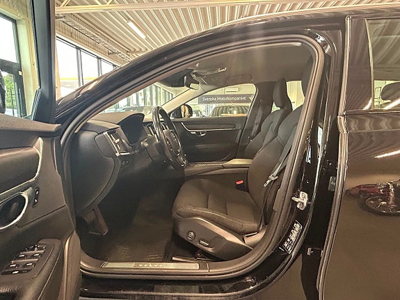 Volvo V90 Cross Country 11 of 20