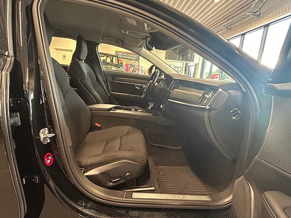 Volvo V90 Cross Country 18 of 20