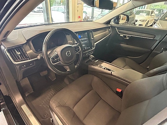 Volvo V90 Cross Country 12 of 20