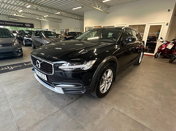 Volvo V90 Cross Country 3 of 20