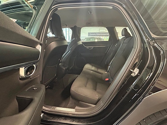 Volvo V90 Cross Country 16 of 20