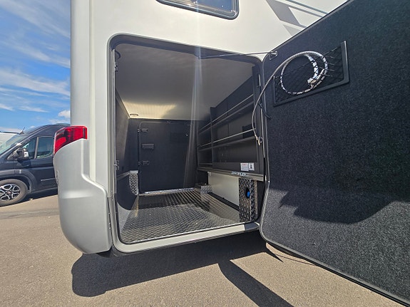 Hymer B-MC I 600 Facelift 12 of 15