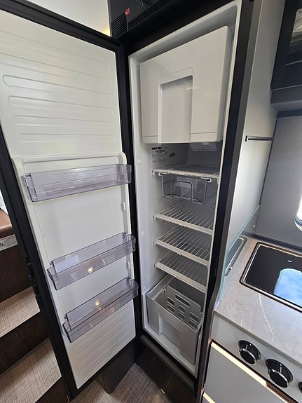 Hymer B-MC I 600 Facelift 13 of 15