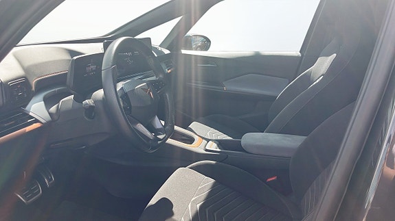 Seat Cupra 7 of 12