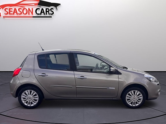 Renault Clio 6 of 11