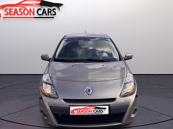 Renault Clio 9 of 11