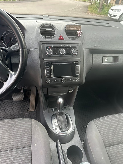 Volkswagen Caddy Maxi 5 of 9