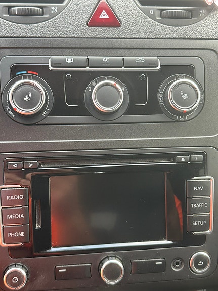 Volkswagen Caddy Maxi 8 of 9