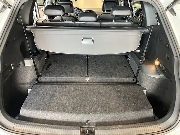 Volkswagen Tiguan 15 of 15
