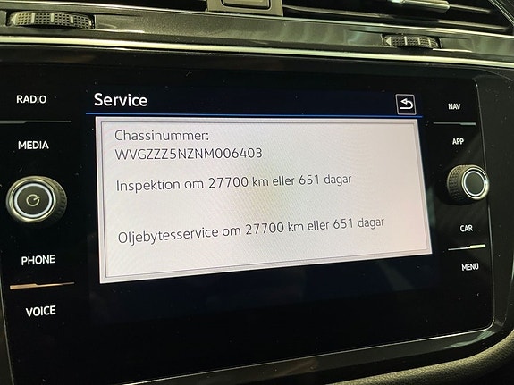 Volkswagen Tiguan 10 of 15