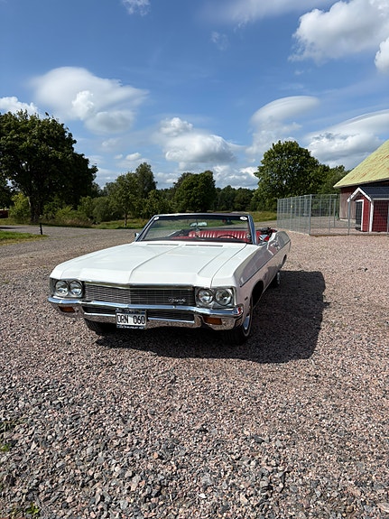 Chevrolet Impala 2 of 2