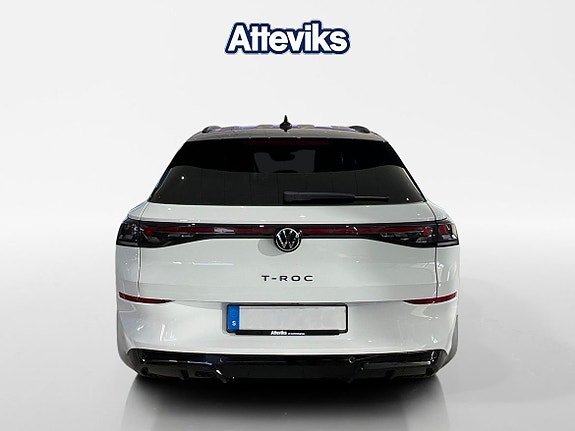 Volkswagen T-Roc 15 of 17