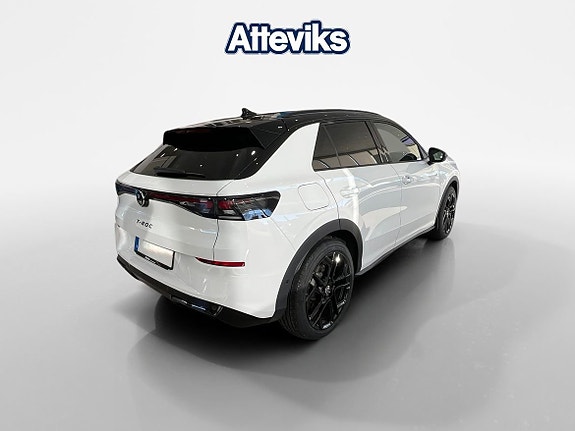 Volkswagen T-Roc 16 of 17