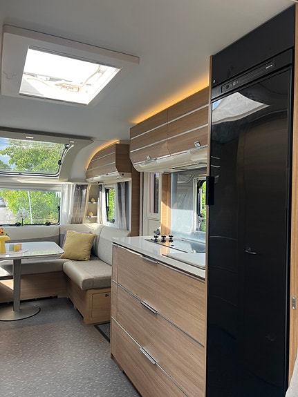 Adria Adora 593 uk 9 of 16