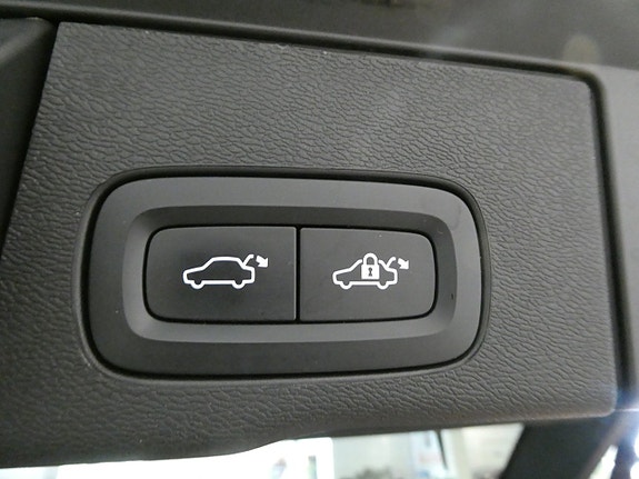 Volvo XC60 24 of 25