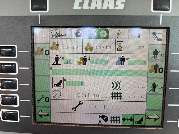 CLAAS Rollant 375 RC Uniwrap 7 of 10