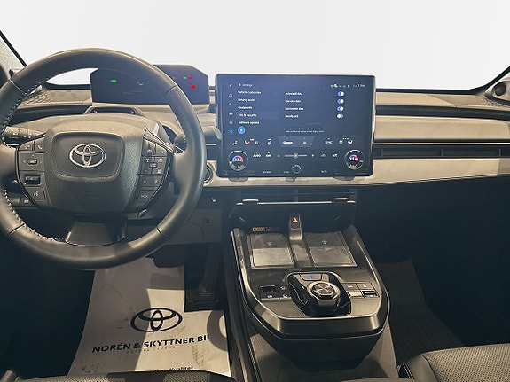 Toyota bZ4X 9 of 11