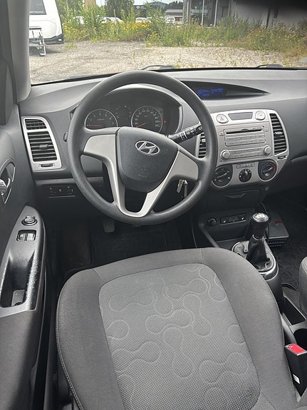 Hyundai i20 4 of 4