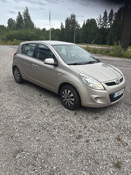 Hyundai i20 3 of 4