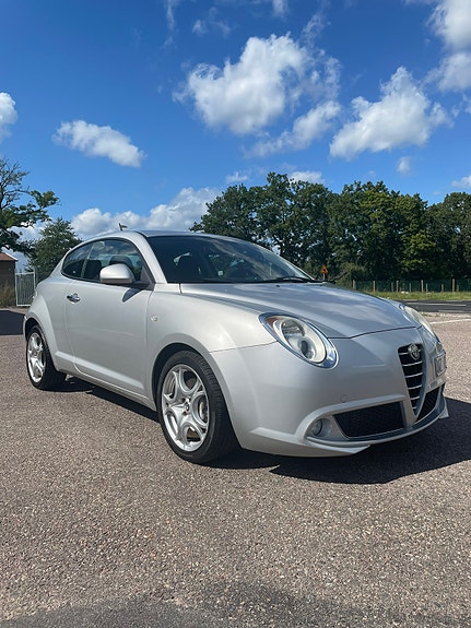 Alfa Romeo MiTo 2 of 13