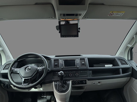 Volkswagen Transporter 11 of 18