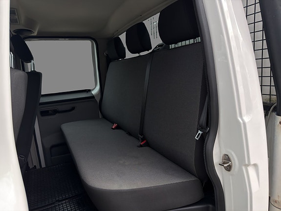 Volkswagen Transporter 14 of 18