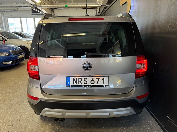 Skoda Yeti Outdoor 7 of 23