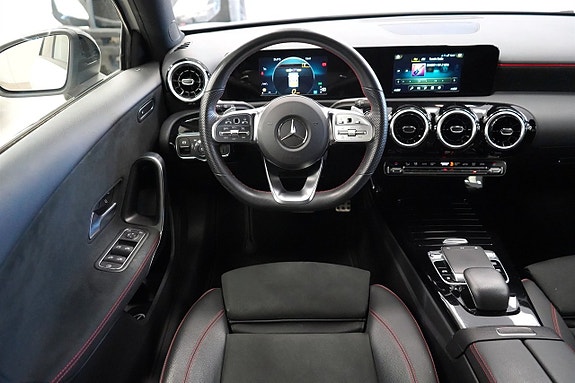 Mercedes-Benz A180 15 of 24