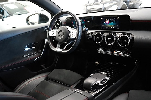 Mercedes-Benz A180 14 of 24