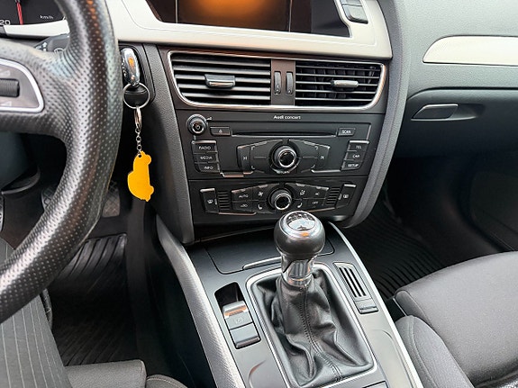 Audi A4 9 of 12