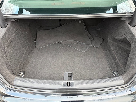 Audi A4 11 of 12